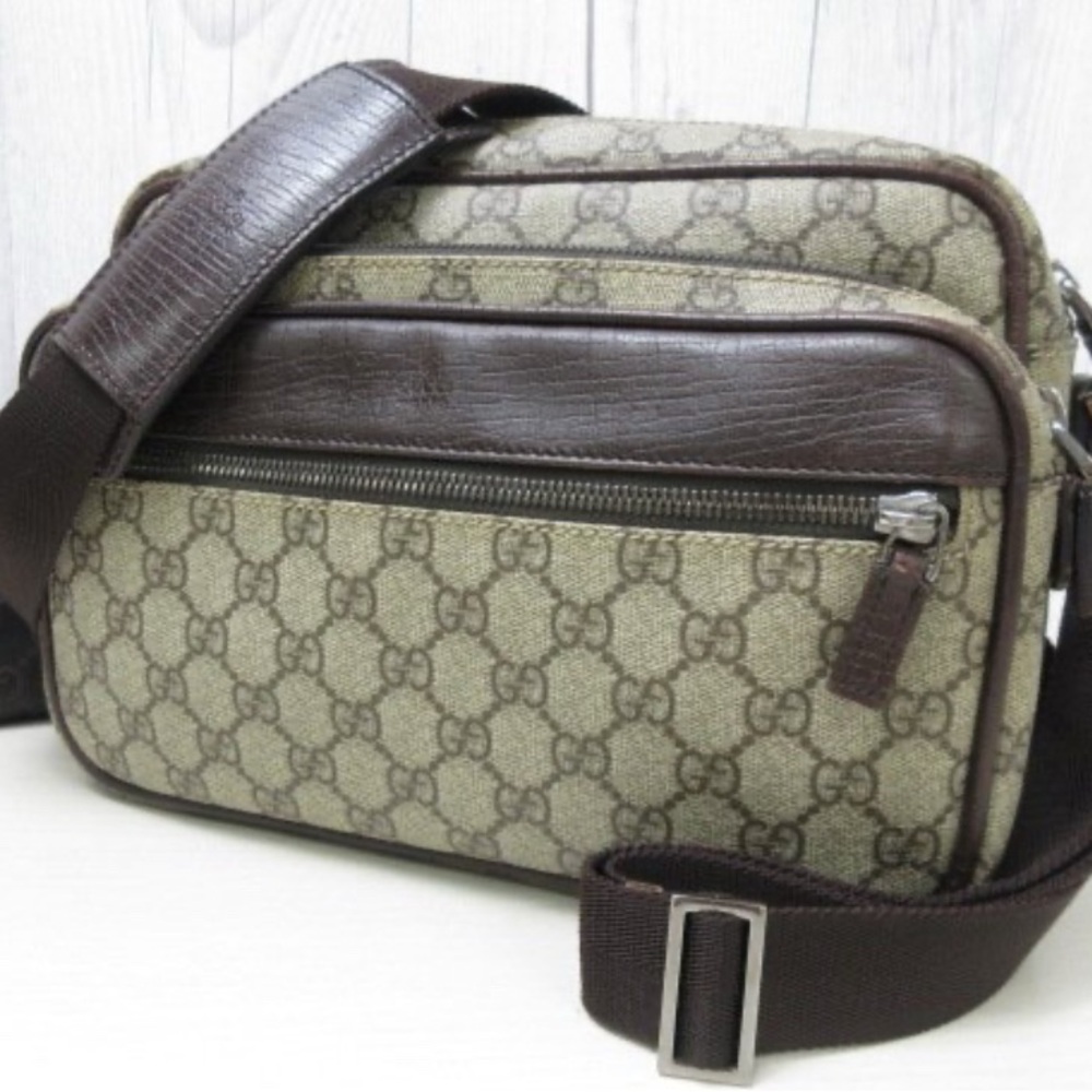 GUCCI GG Supreme Plus Shoulder Bag PVC Leather Khaki Beige Dark Brown 114531